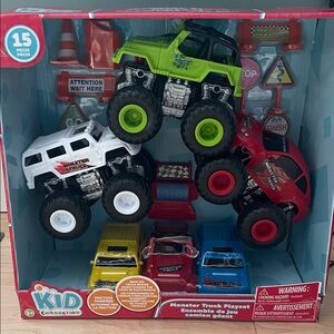 🍀Sale 4/$20 NEW monster truck playset